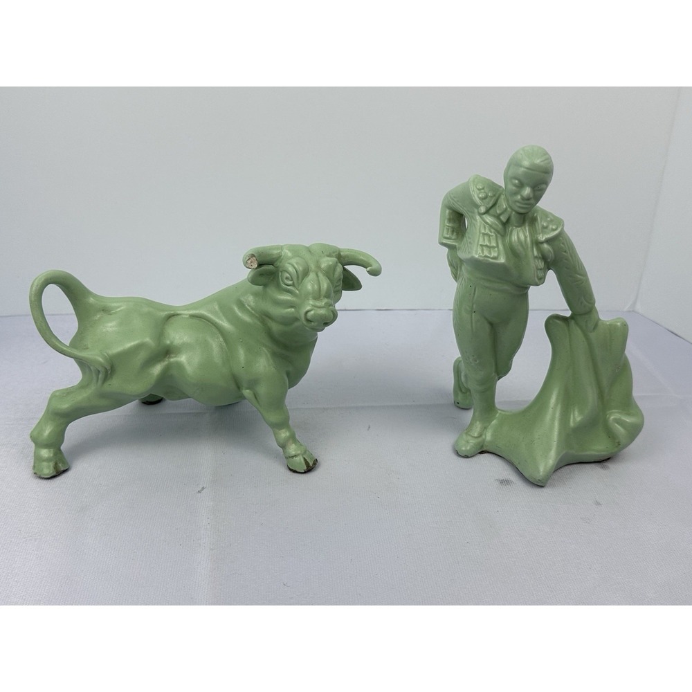 Vtg ARCO Japan Matador & Bull Figurines‎ Green Ceramic MCM Spanish Decor Set